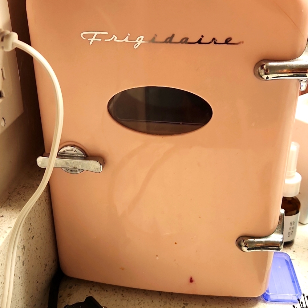 COPY - Pink Frigidaire mini fridge